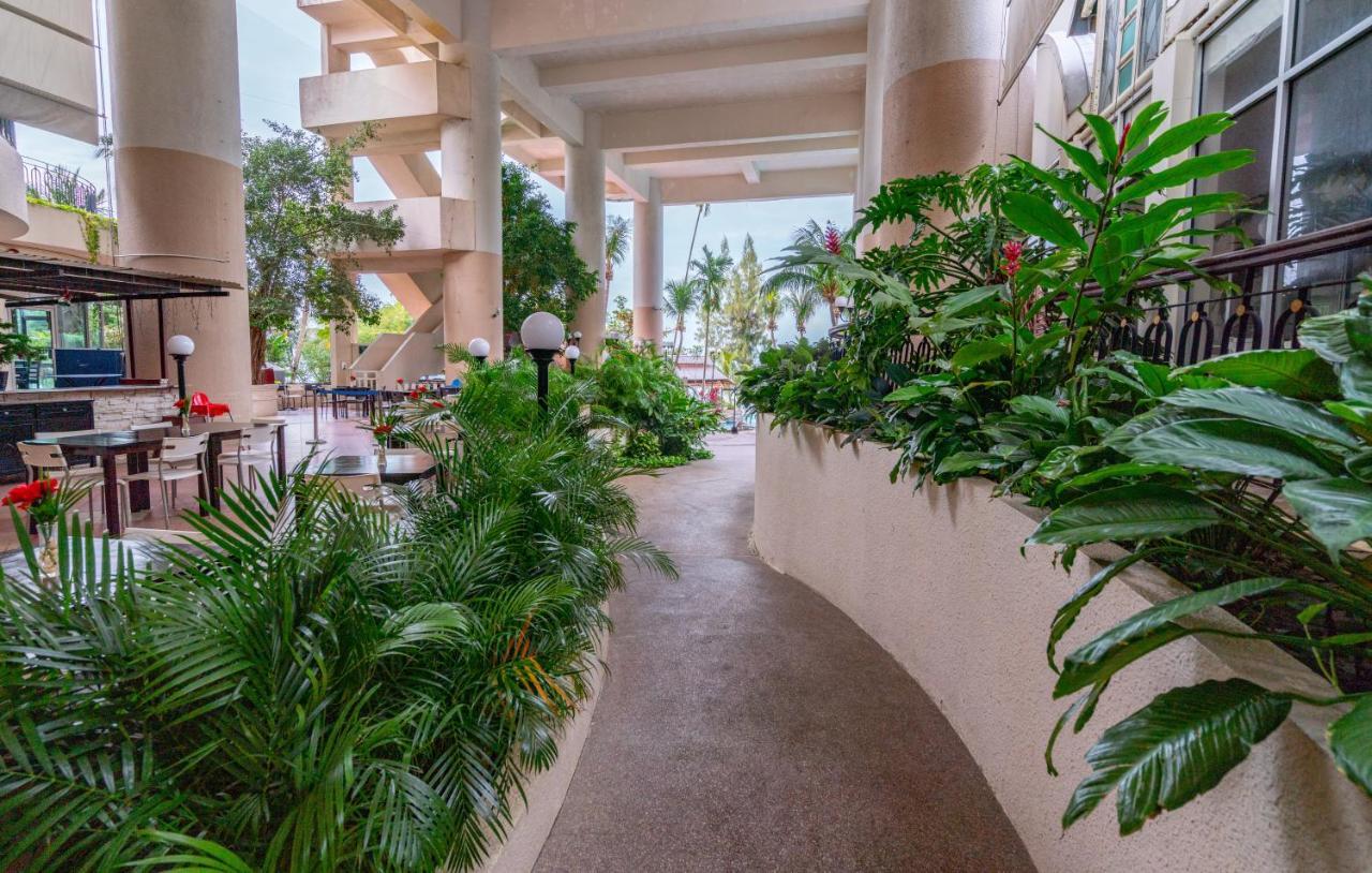 Seaview Deluxe Studio Couples Room S טנג'ונג בונגא מראה חיצוני תמונה