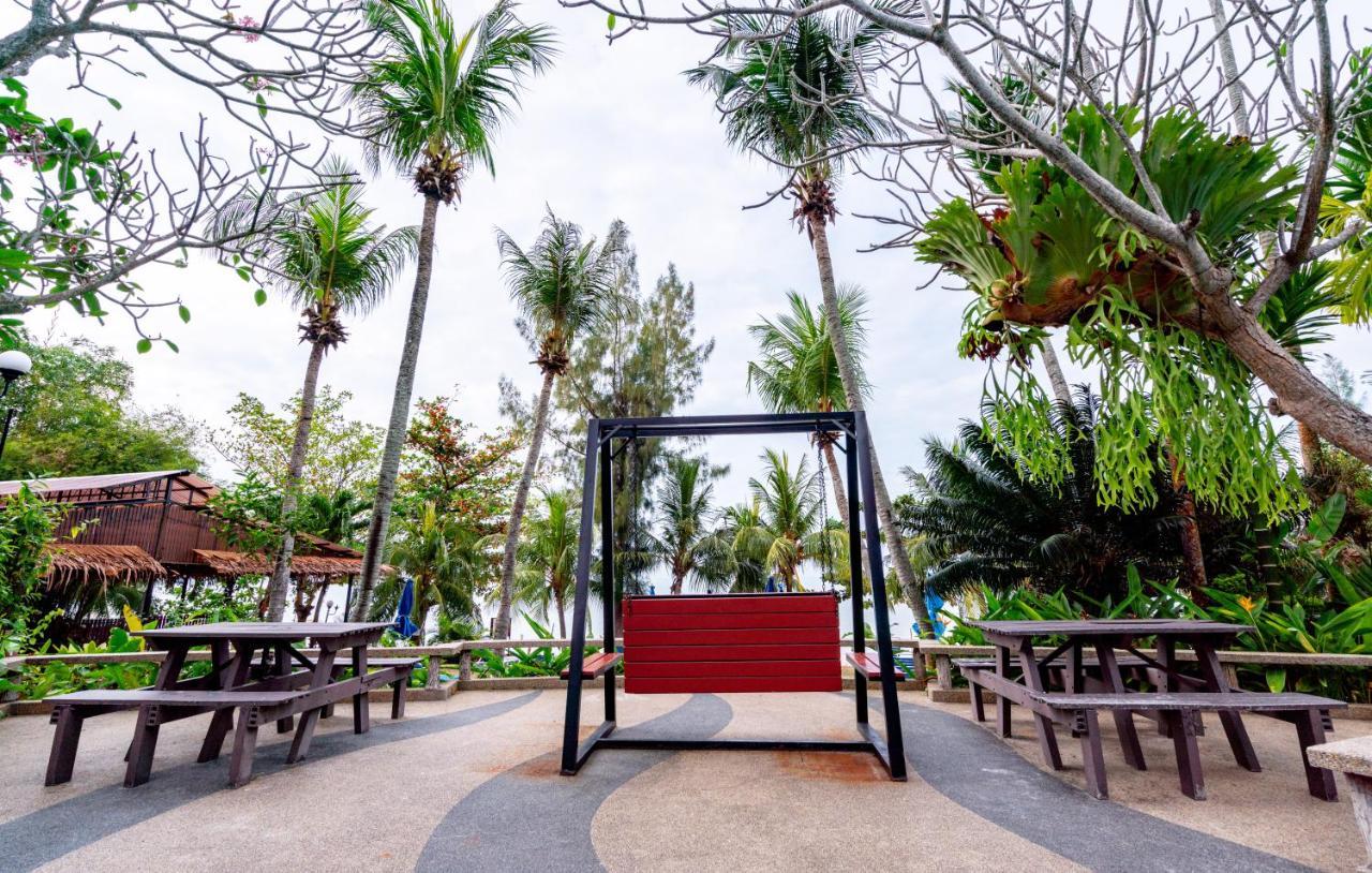 Seaview Deluxe Studio Couples Room S טנג'ונג בונגא מראה חיצוני תמונה