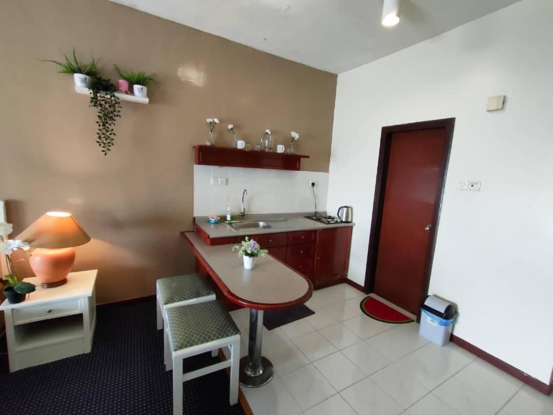 Seaview Deluxe Studio Couples Room S טנג'ונג בונגא מראה חיצוני תמונה